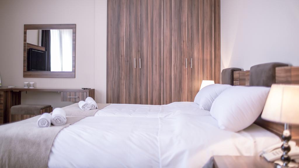 Hotel Semitronix Peje Eksteriør bilde