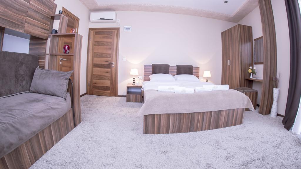 Hotel Semitronix Peje Eksteriør bilde